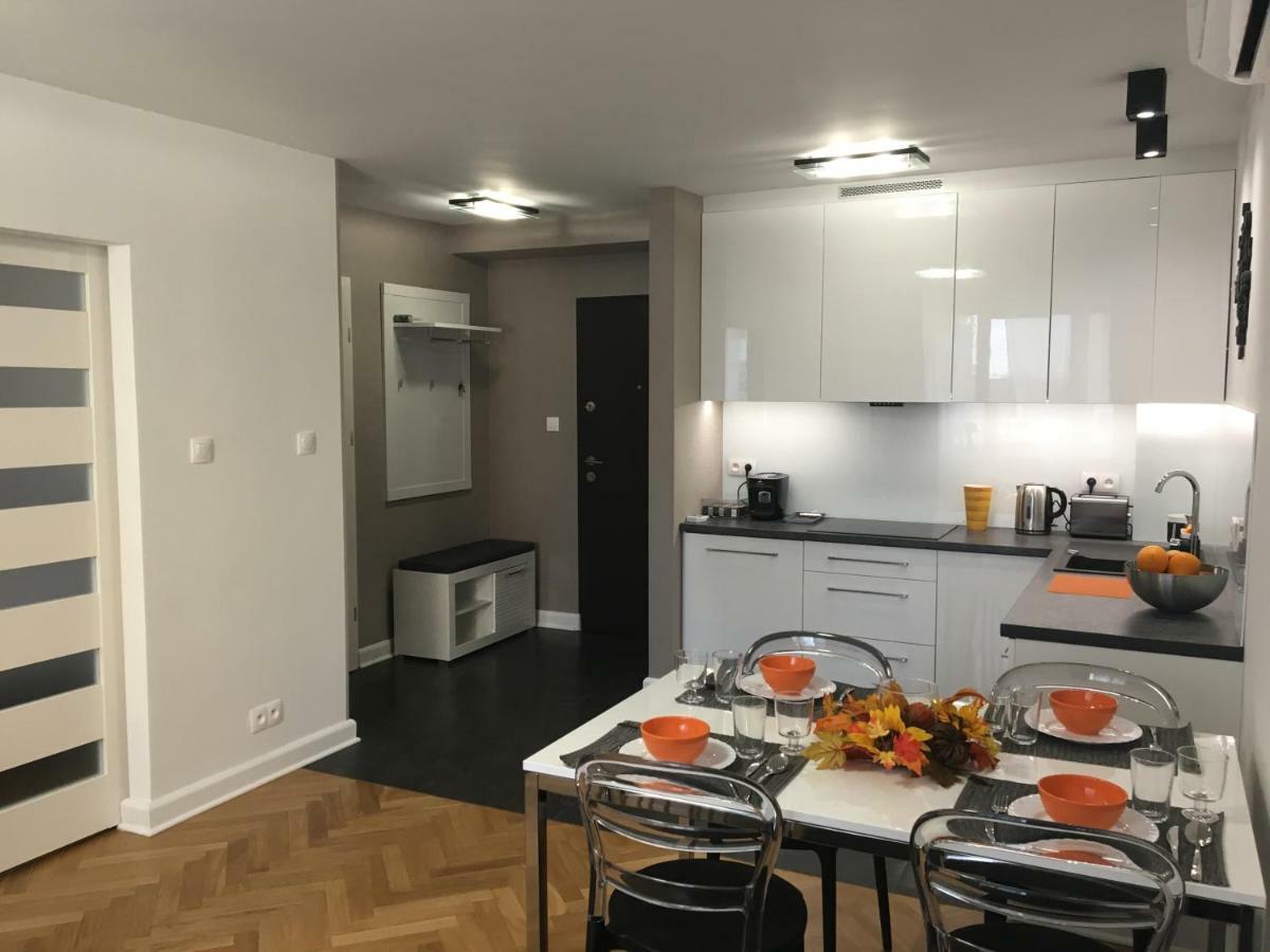 ワルシャワApartament Emiliaアパートメント エクステリア 写真
